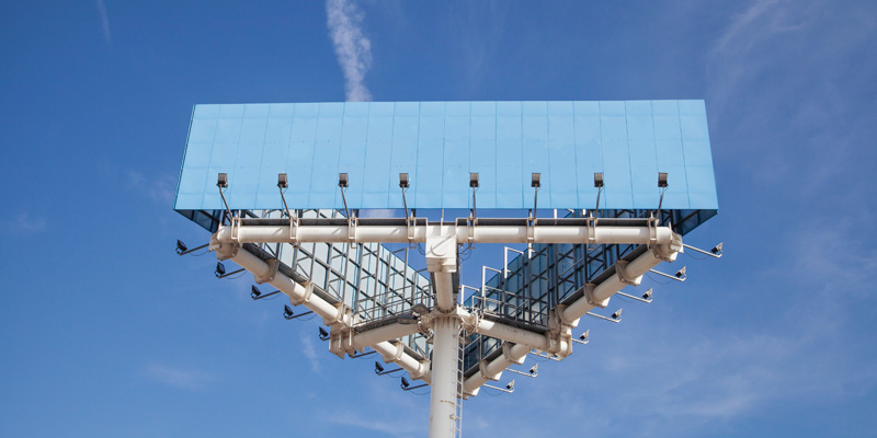 Instalación de carteles publicitarios